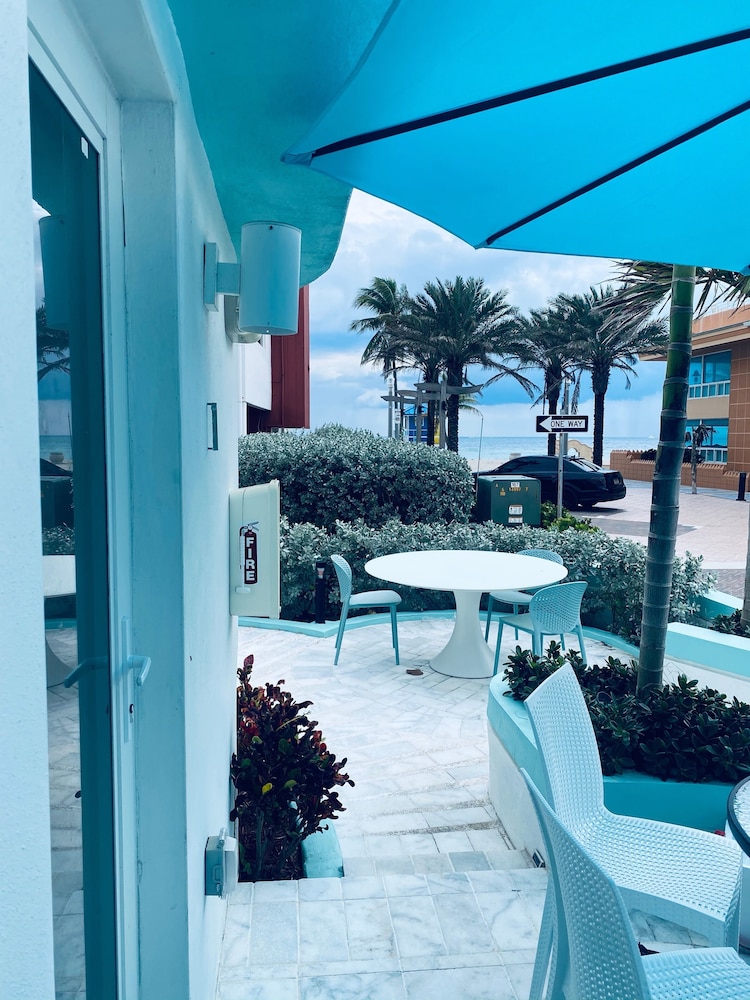 The Marlin Beachside - photo 33