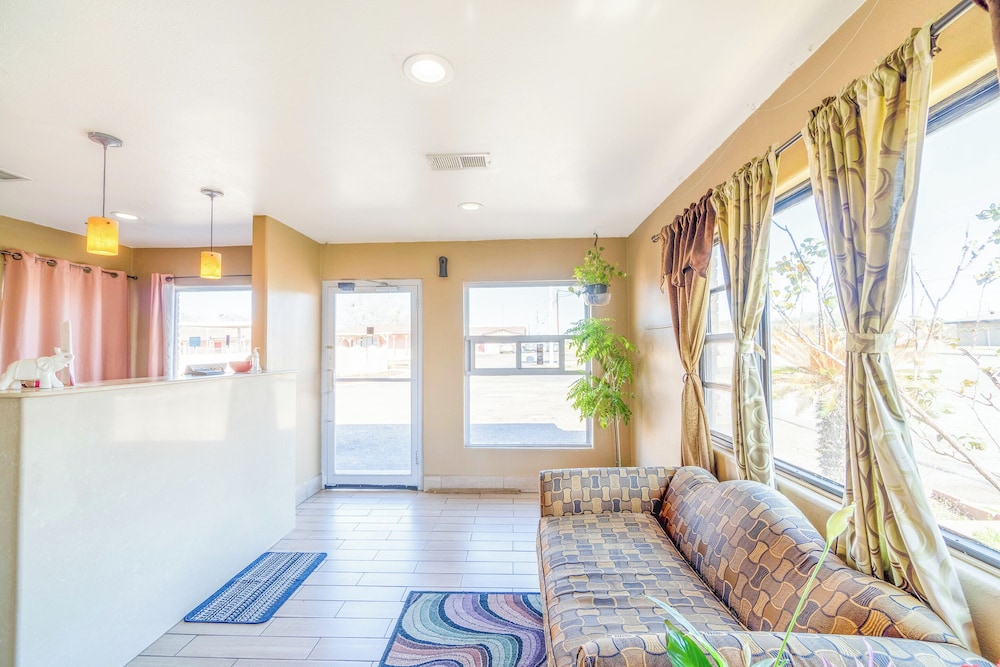 Oyo Hotel Beeville Us 181 - photo 3