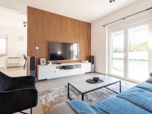 Holiday Home Iva Three Bedroom Holiday Home — 4-Star Luxury Hotel in Sibenik, Croatia