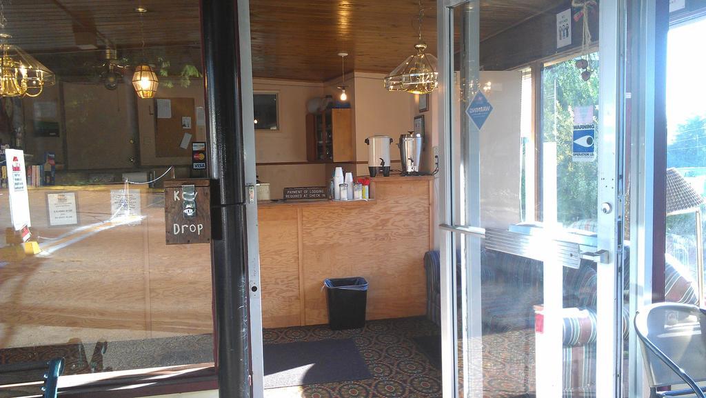 Bremerton Inn - photo 16