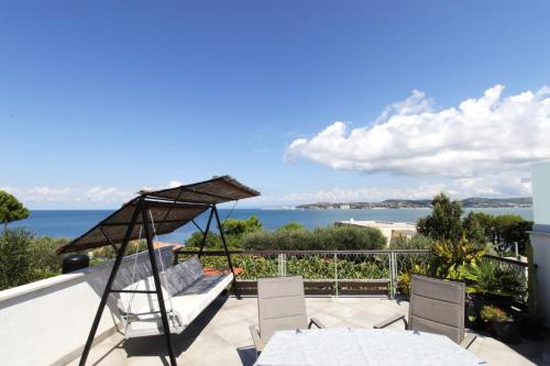 Apartment Karmen with sea view — 4-Star Luxury Hotel in Umag, Croatia