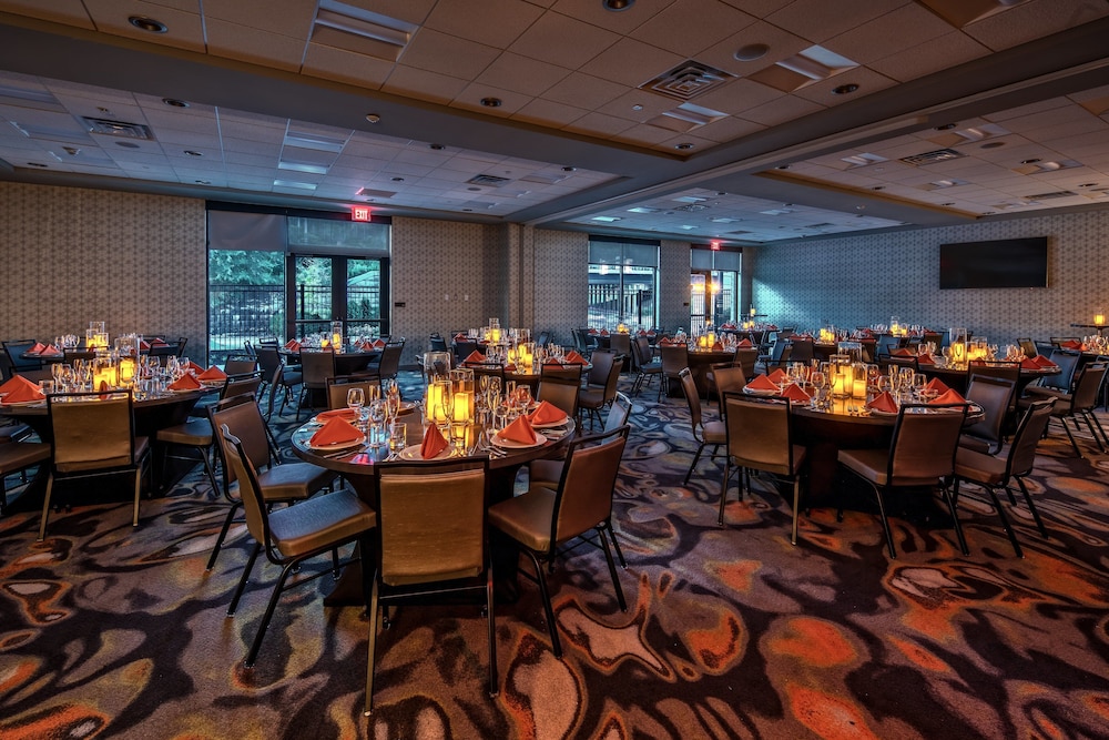 Hotel Indigo Pittsburgh University Oakland by IHG - photo 36