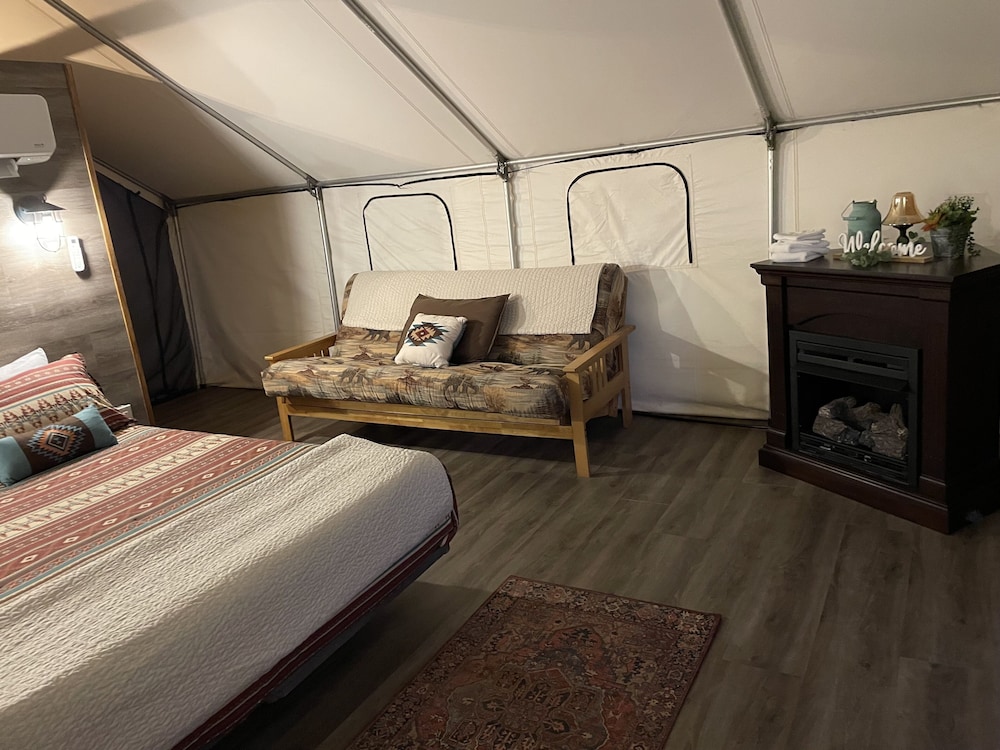 Grand Canyon Glamping Resort - photo 20