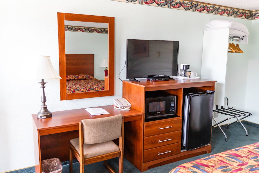 Safari Inn - photo 5