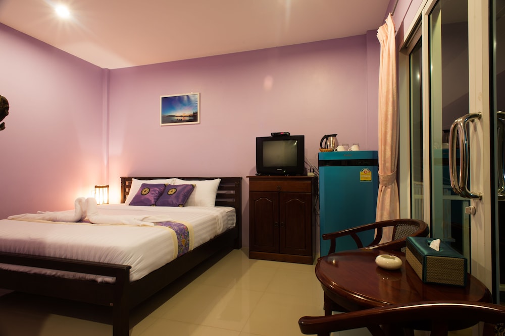 Plan B Hotel Hostel — Ko Pha Ngan — photo 3
