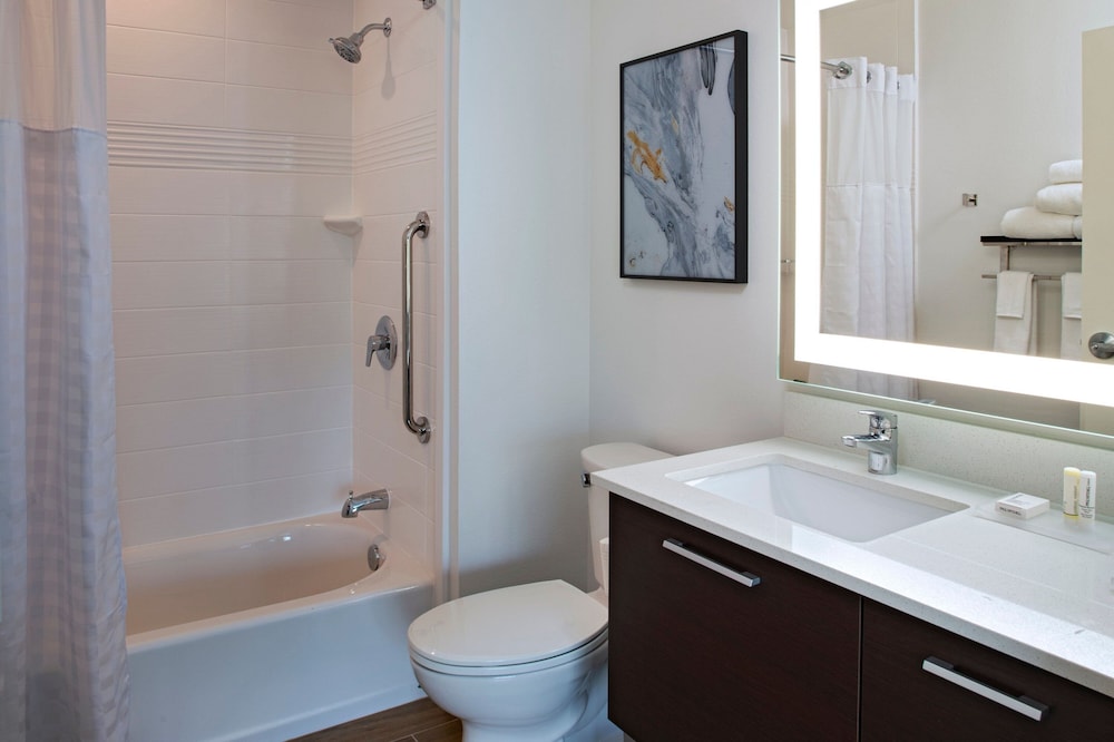 TownePlace Suites by Marriott San Antonio Northwest at The RIM - photo 13