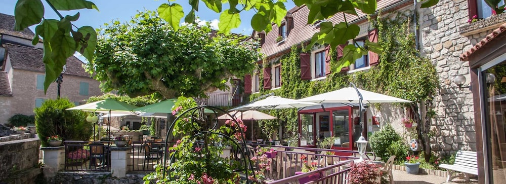 Auberge de l’Ile pet-friendly hotel Creysse