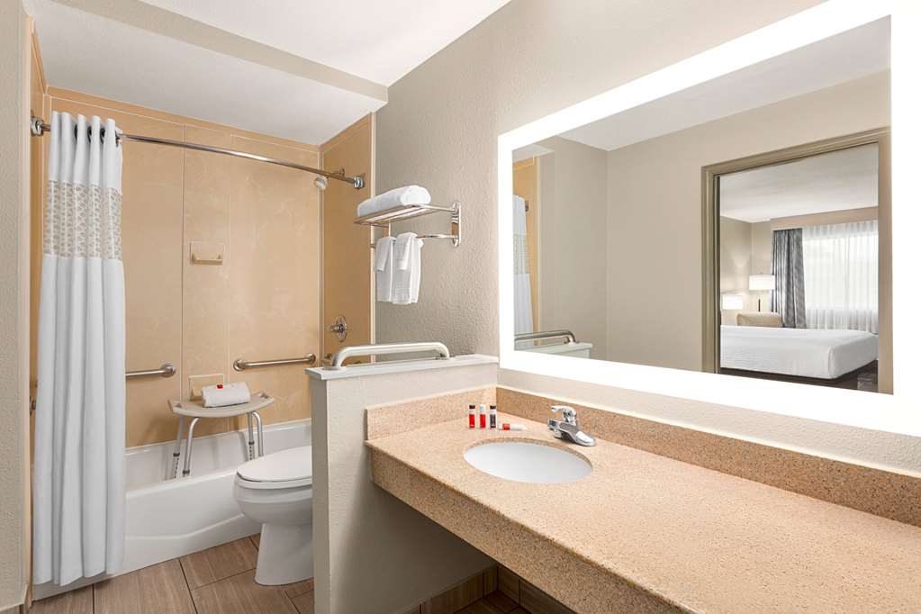 Days Inn by Wyndham Paris - photo 34