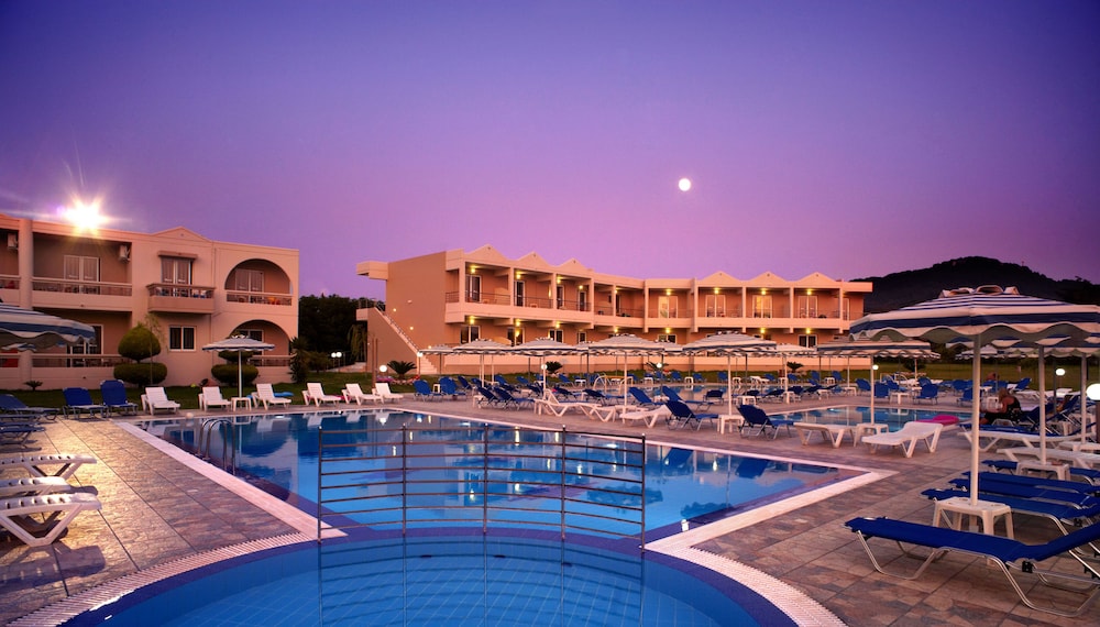 Emerald Hotel - carbon neutral hotel in Rodos
