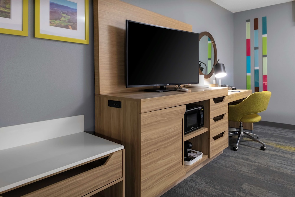 Hampton Inn Gretna Smith Mountain Lake - photo 10