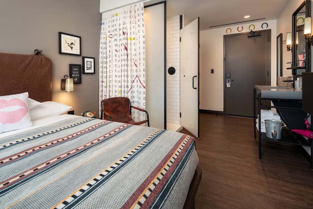 Moxy Austin University - photo 16
