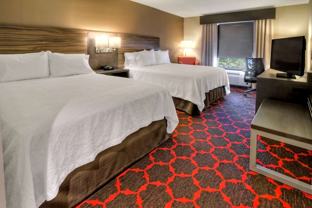 Hampton Inn Cookeville - photo 13