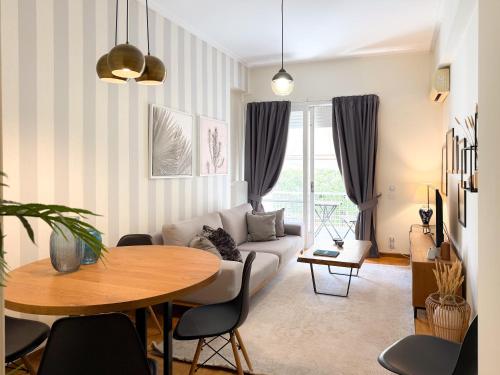 Achaiou Apartment Kolonaki — 4-Star Luxury Hotel in Athens, Greece