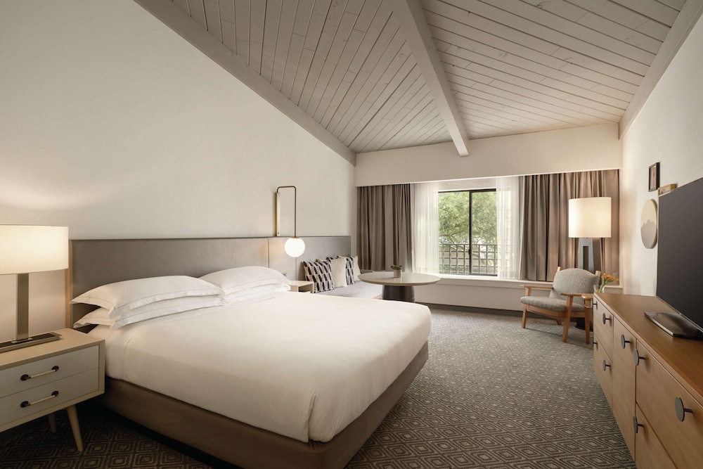 Hilton Scottsdale Resort & Villas - photo 6