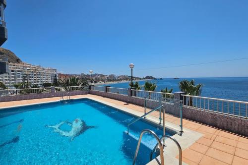 PUSHE Playa San Cristóbal Beach Tradition 2 — 4-Star Luxury Hotel in Almunecar, Spain