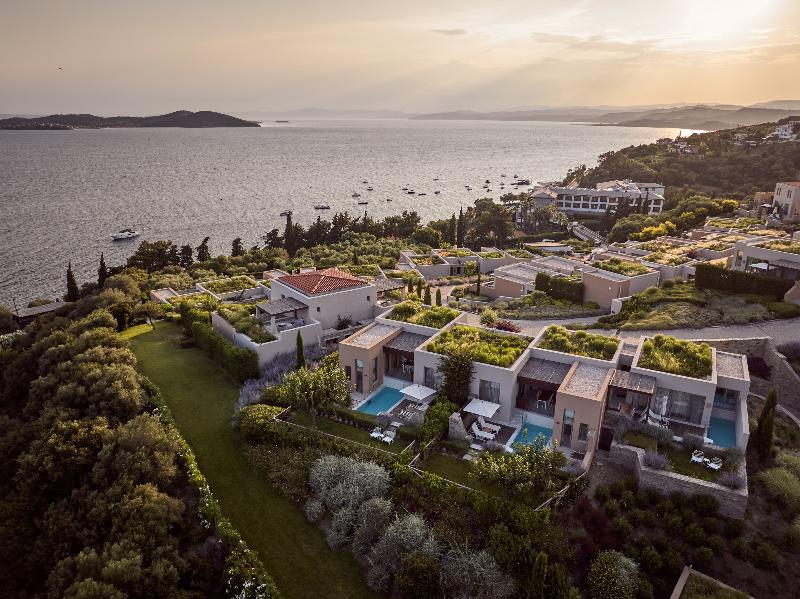 Eagles Villas — 5-Star Luxury Hotel in Ouranoupolis, Greece