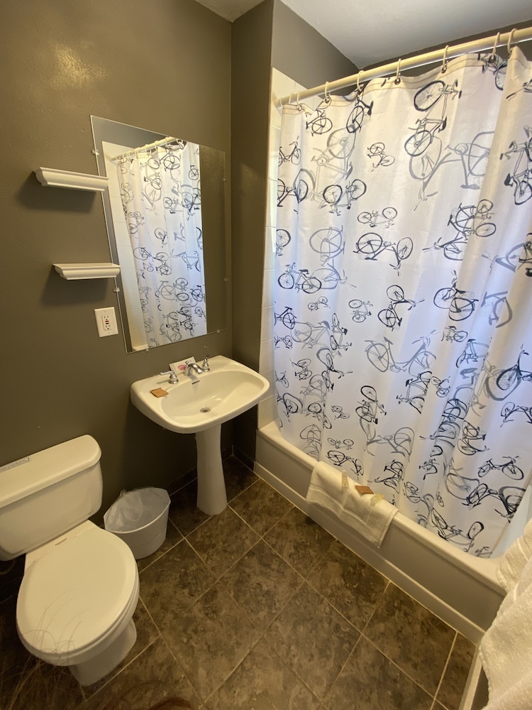 Buffalo Lodge Bicycle Resort - photo 127