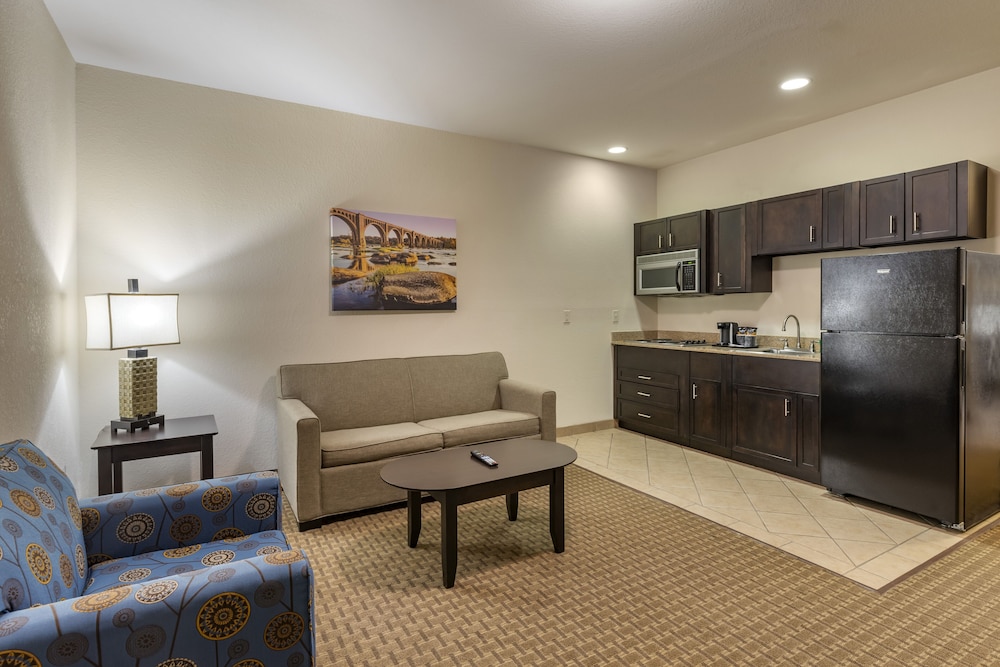 Stay Over Suites - photo 14
