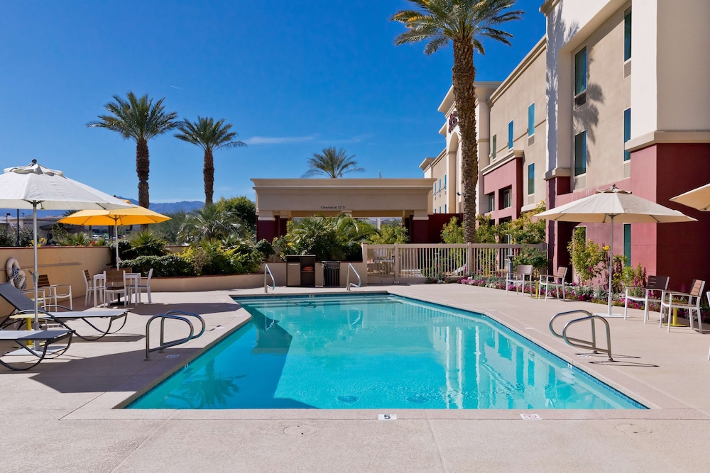 Hampton Inn & Suites Palm Desert - photo 41
