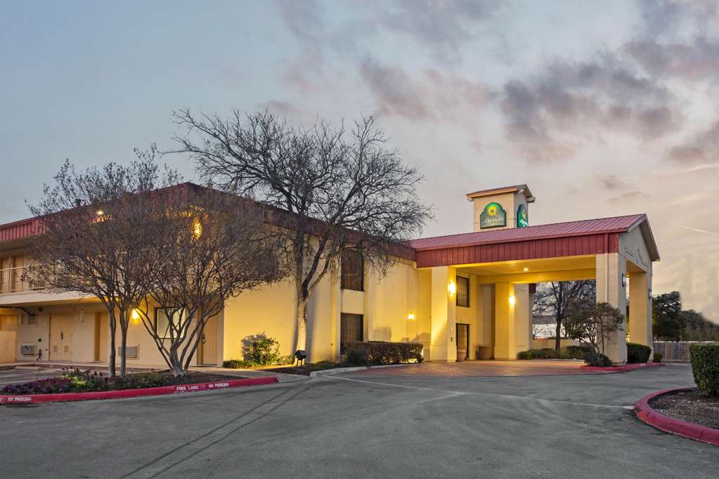 La Quinta Inn by Wyndham San Marcos - photo 6