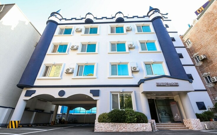 Jinju Cheongyong in Chinju, South Korea