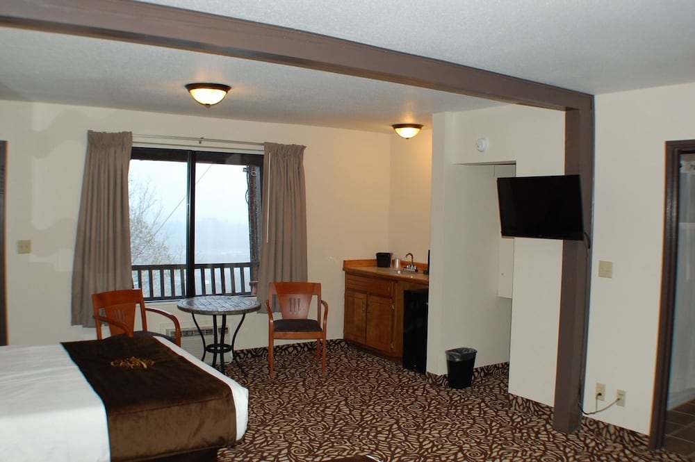 Alpine Lodge & Resort Burkesville - photo 7