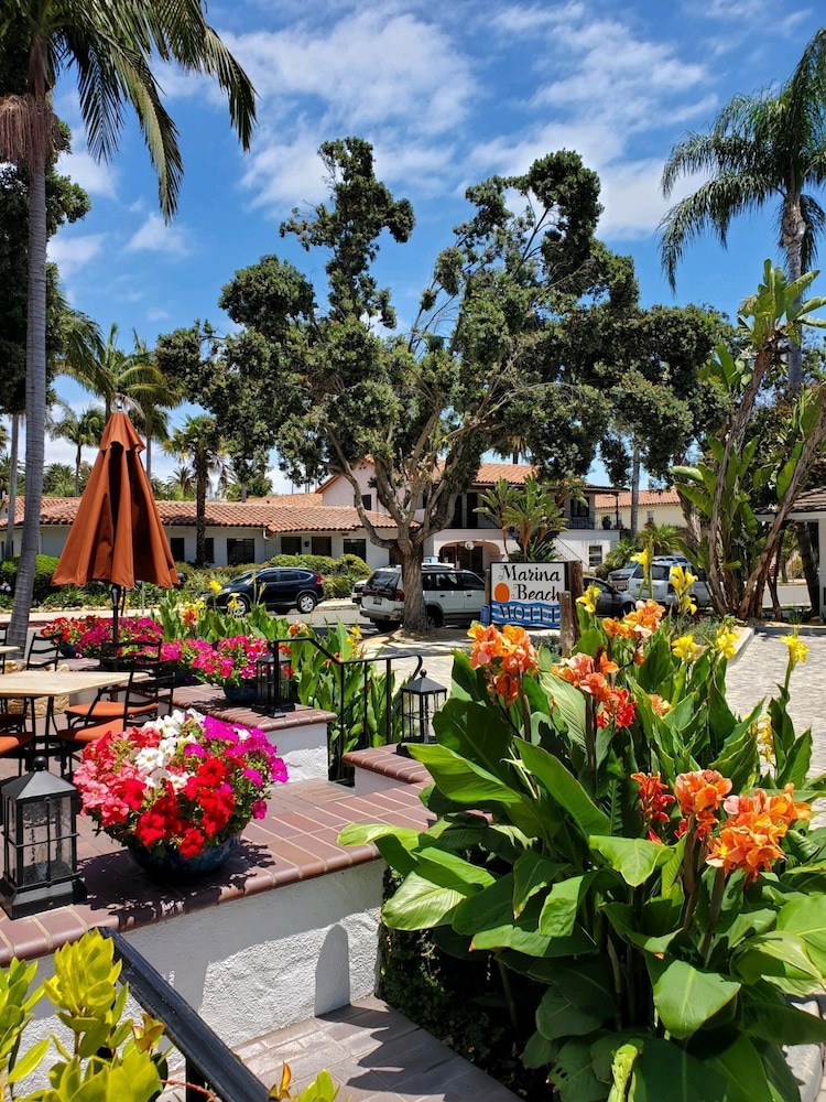 Marina Beach Motel - photo 109