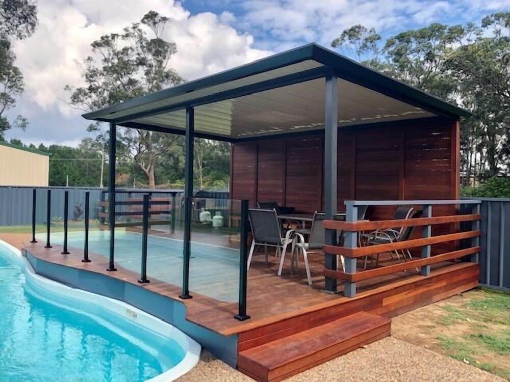 Bull 'n' Bush Hotel Motel — hotel near Newcastle Airport