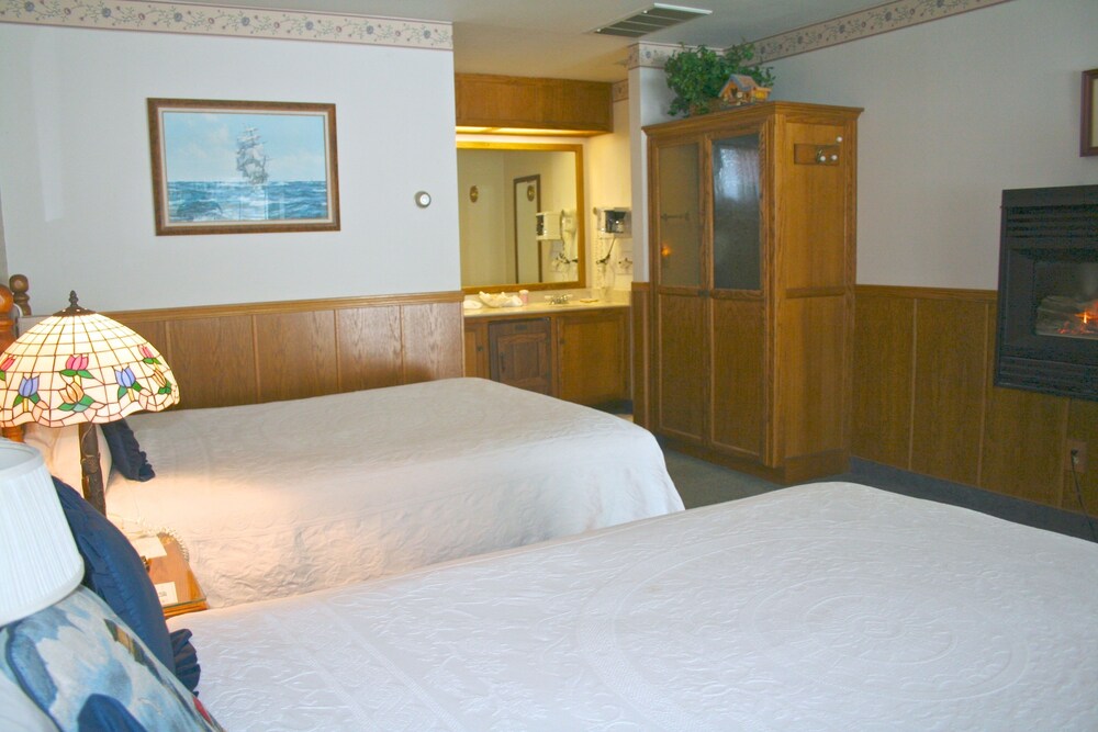 Captains Cove Inn - photo 12