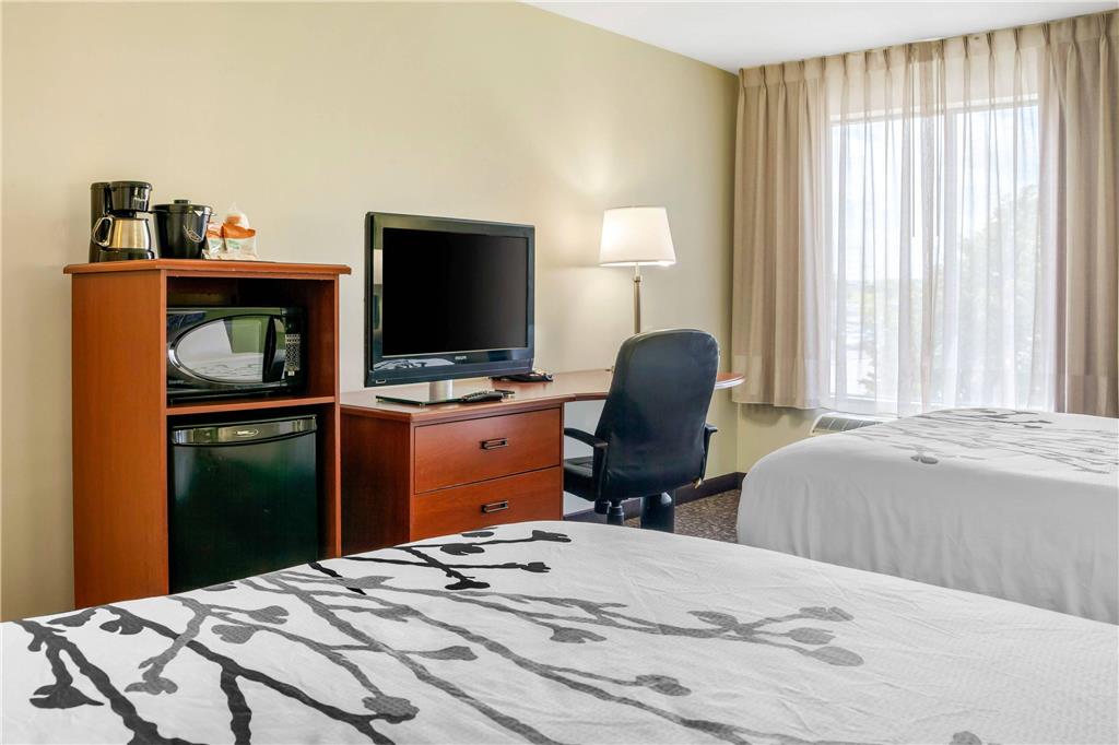 Sleep Inn & Suites Milwaukee Airport - photo 21