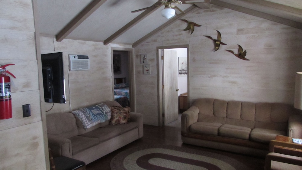 Woodland Motor Lodge - photo 52