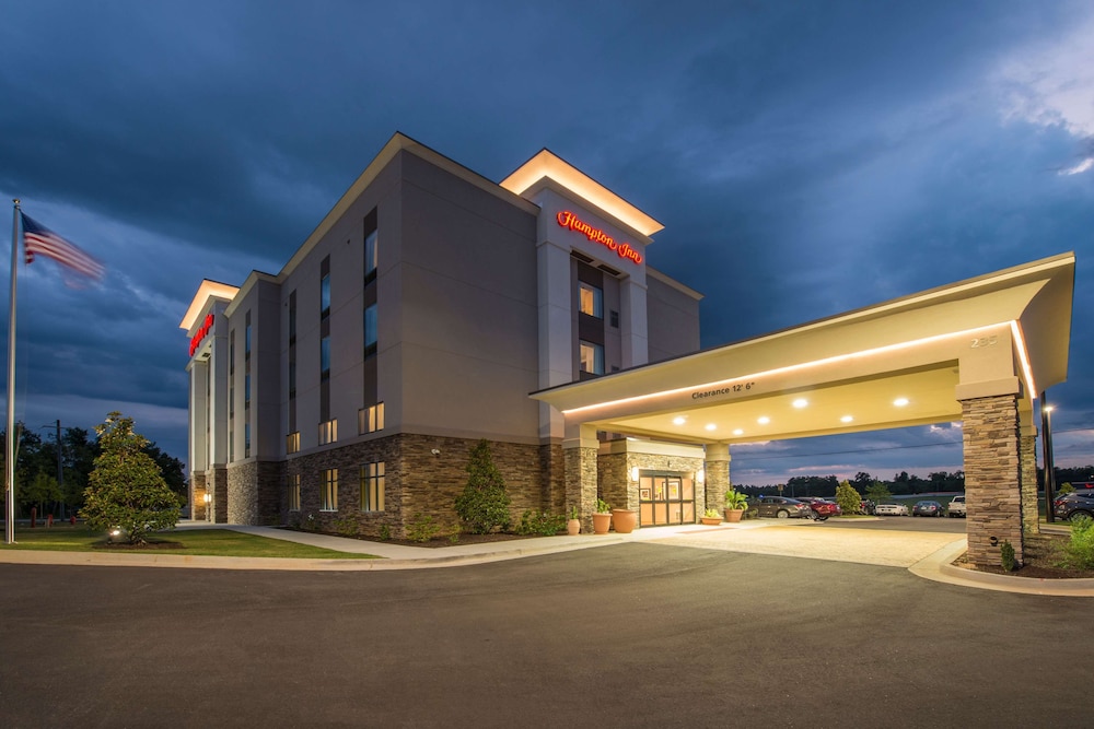 Hampton Inn Waynesboro - featured photo