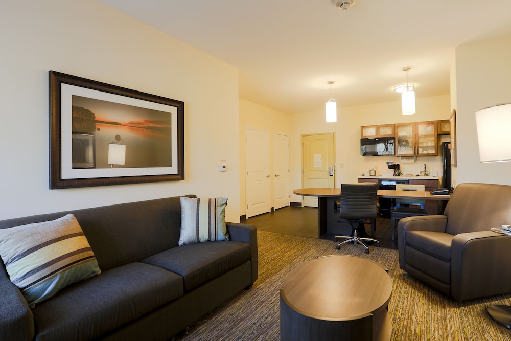 Candlewood Suites Auburn an IHG Hotel - photo 2