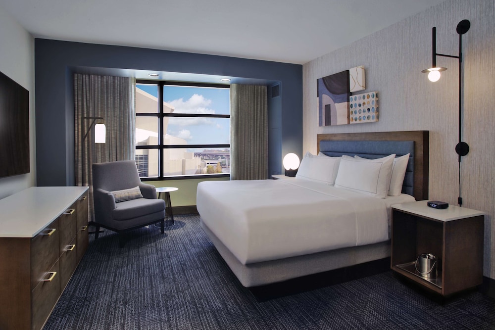 Hilton Omaha - photo 18