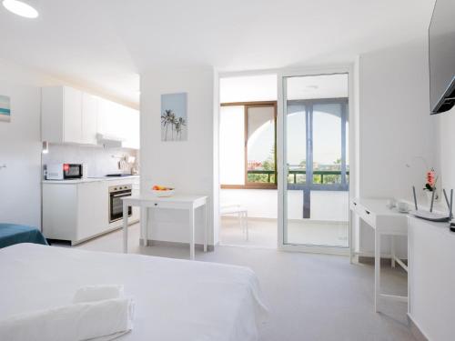 504 Parque Santiago II First Line to the Beach in Playa De Las Americas, Spain