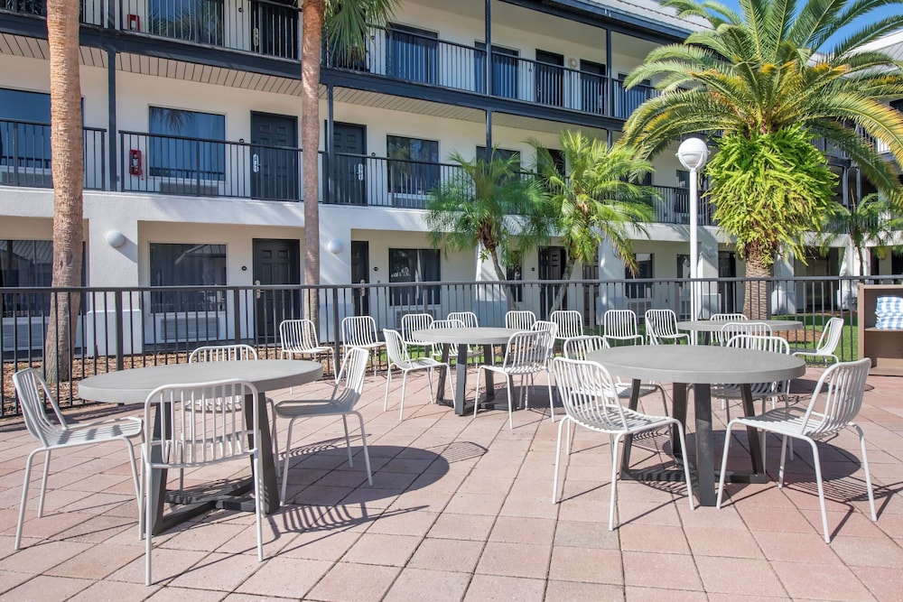Voco Kissimmee Orlando By IHG - photo 46