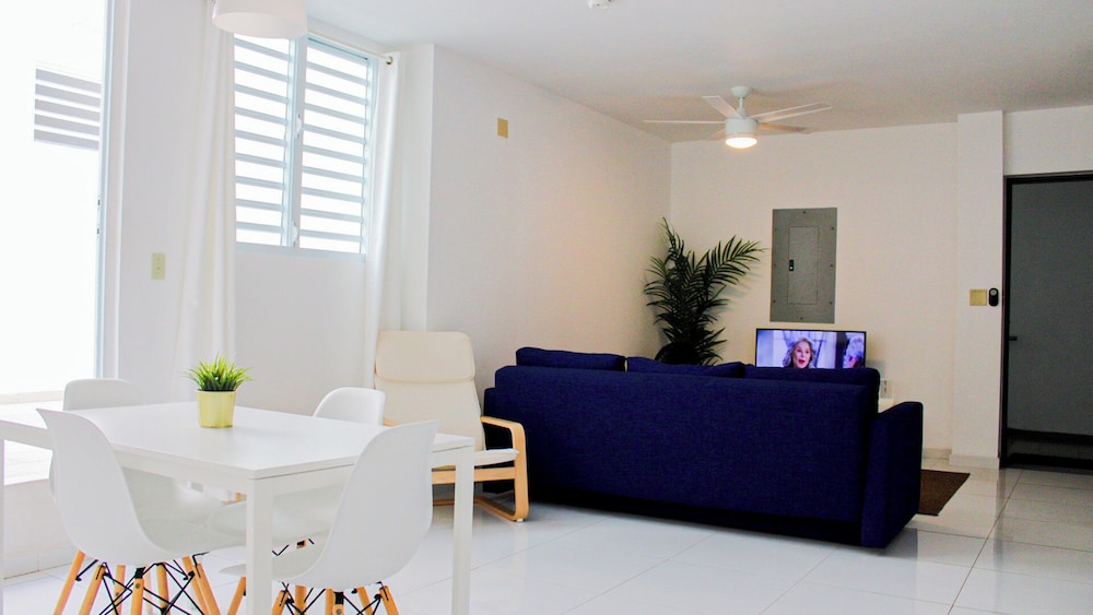 Arecibo Hotel 2104 in Arecibo, Puerto Rico