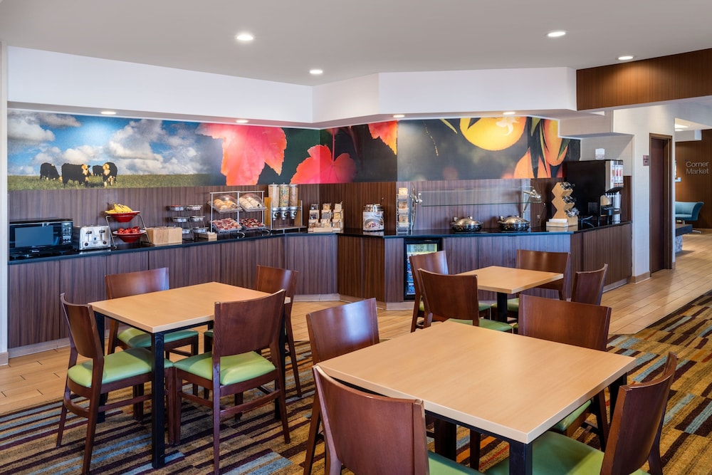 Fairfield Inn and Suites by Marriott Denver Aurora Medical Center - photo 35