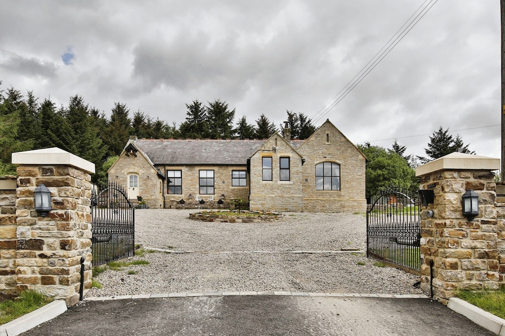 Lanehead Old School 19134990 — Stanhope