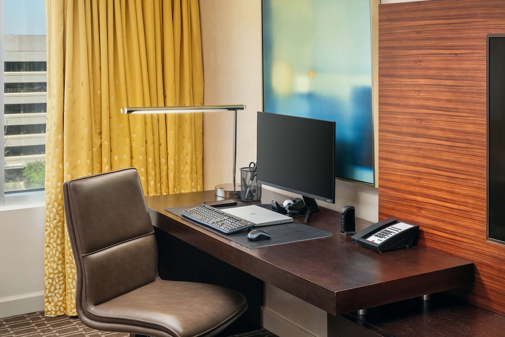 Hilton McLean Tysons Corner - photo 24