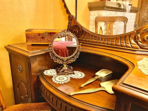 The Abriendo Inn - photo 40