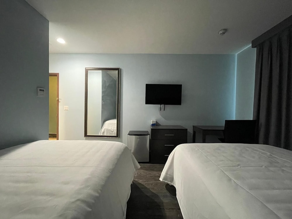 Thatford Hotel - photo 9