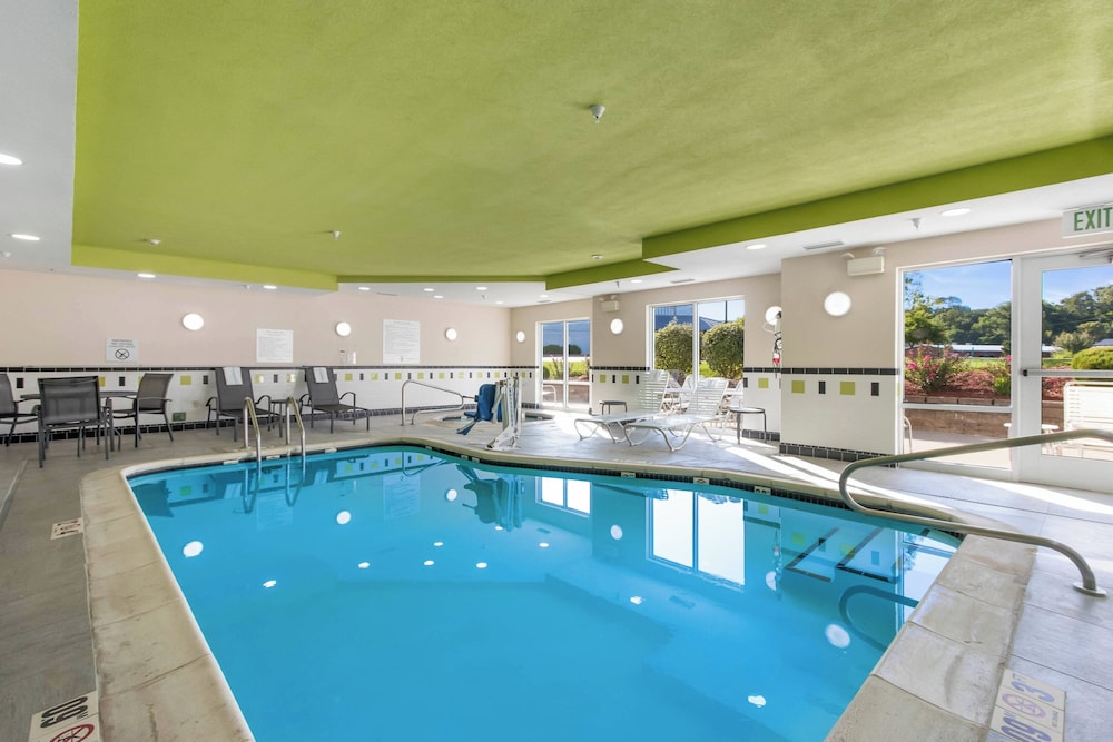 Fairfield Inn & Suites by Marriott Columbia - photo 18