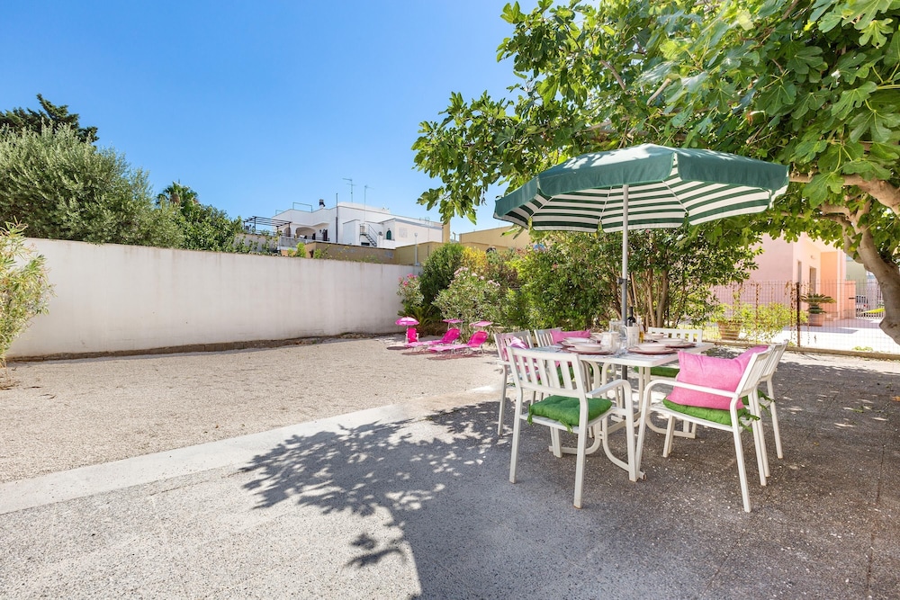 Villa Marina Salentina by BarbarHouse — 4-Star Luxury Hotel in Porto Cesareo, Italy