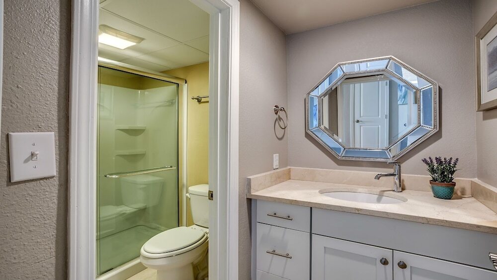 Caravelle Resort 212 1 Br Condo - photo 2