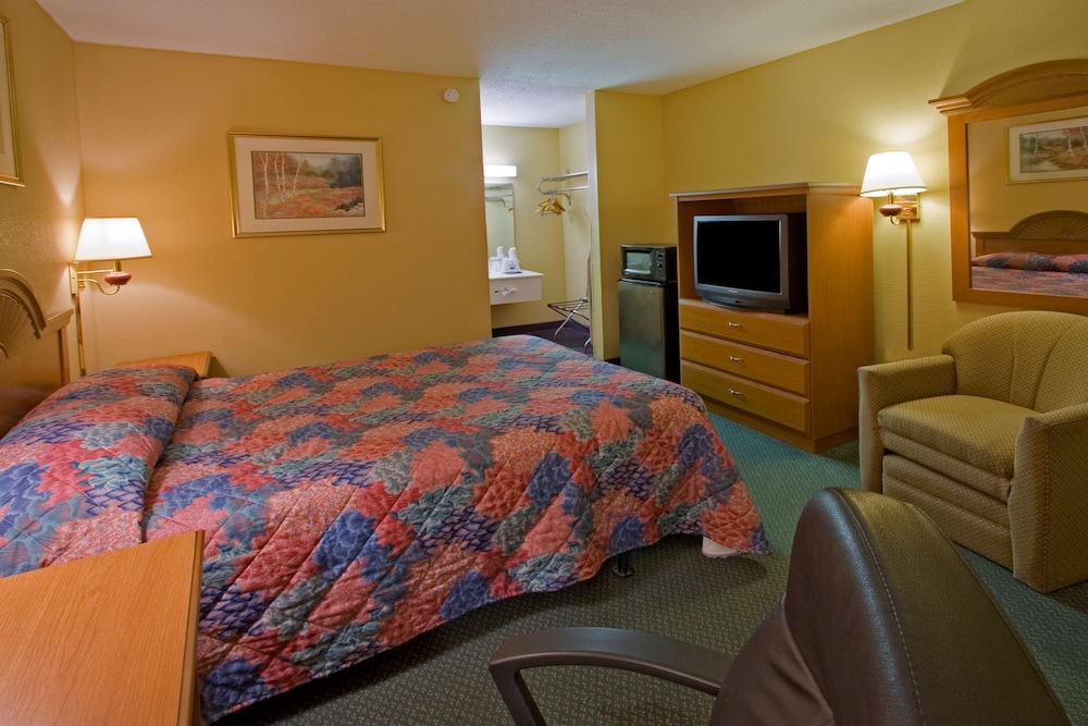 Americas Best Value Inn Grenada - photo 9