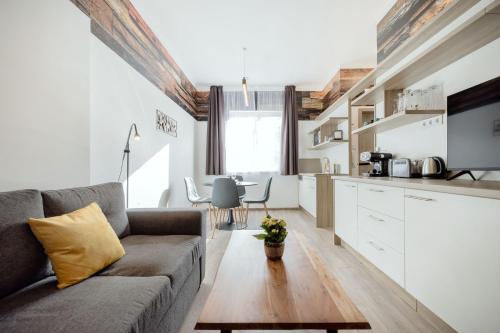 Elemental Retreats Wood & Water Studios — 4-Star Luxury Hotel in Budapest, Hungary
