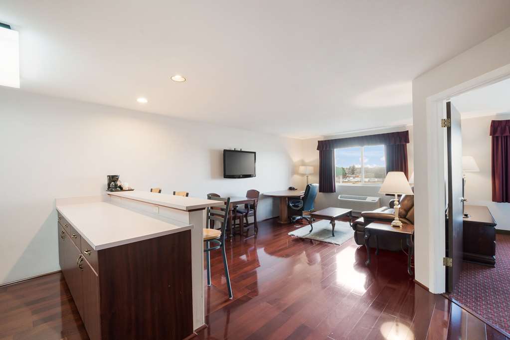 Quality Inn Grand Suites Bellingham - photo 36