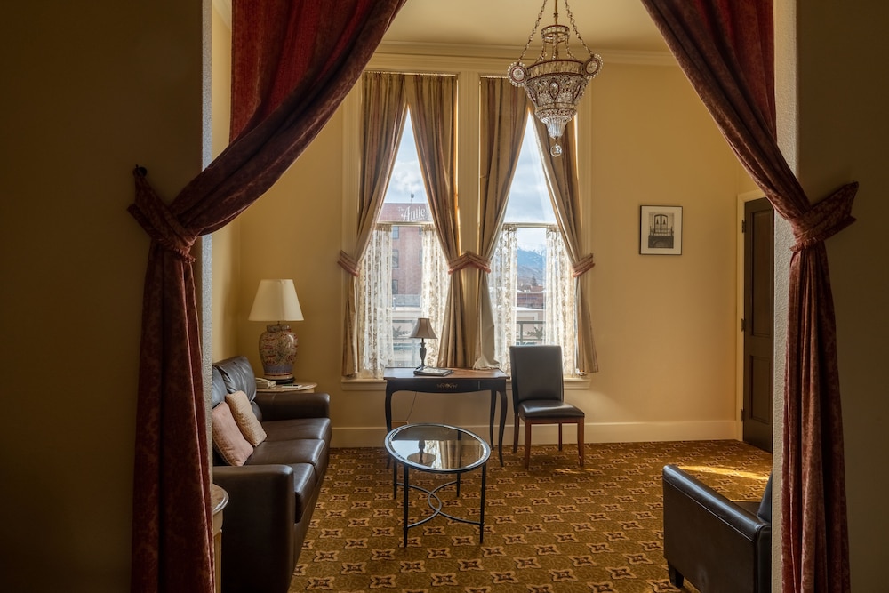 Geiser Grand Hotel - photo 19