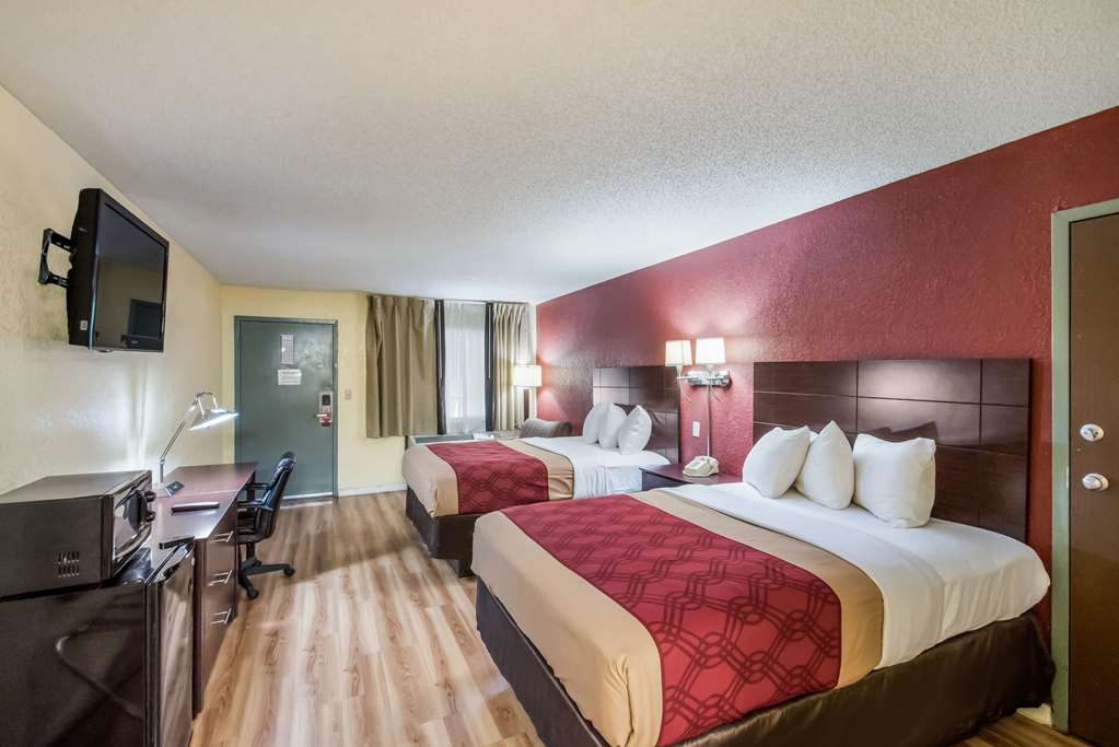 Econo Lodge Kearney Liberty - photo 13